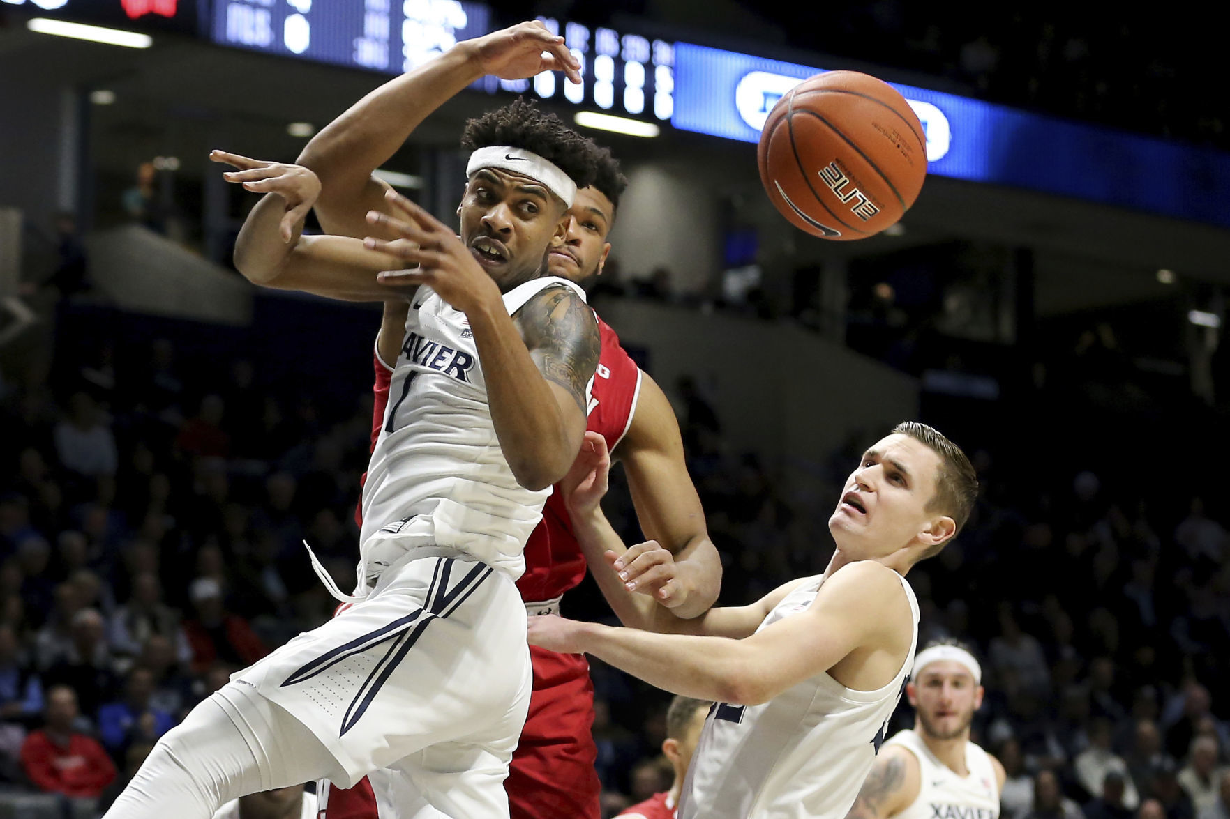 Badgers 77, Musketeers 68